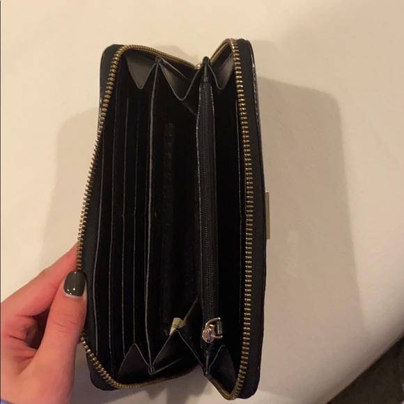 Kate Spade Wallet - Picture 5 of 7